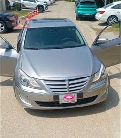 هیوندای جێنسس